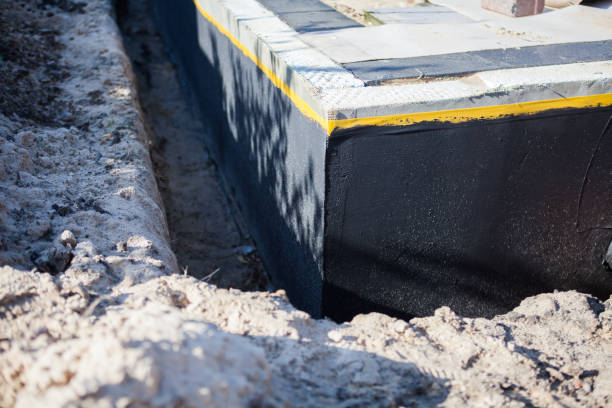 Professional Crawl Space Encapsulation technician working in Lynn, IN